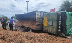 Ôtô chạy quá tốc độ trước khi lật đè chết 3 người